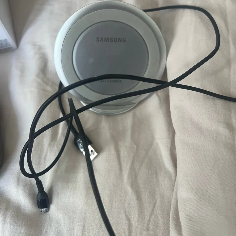 Samsung Portable charger for iPhones